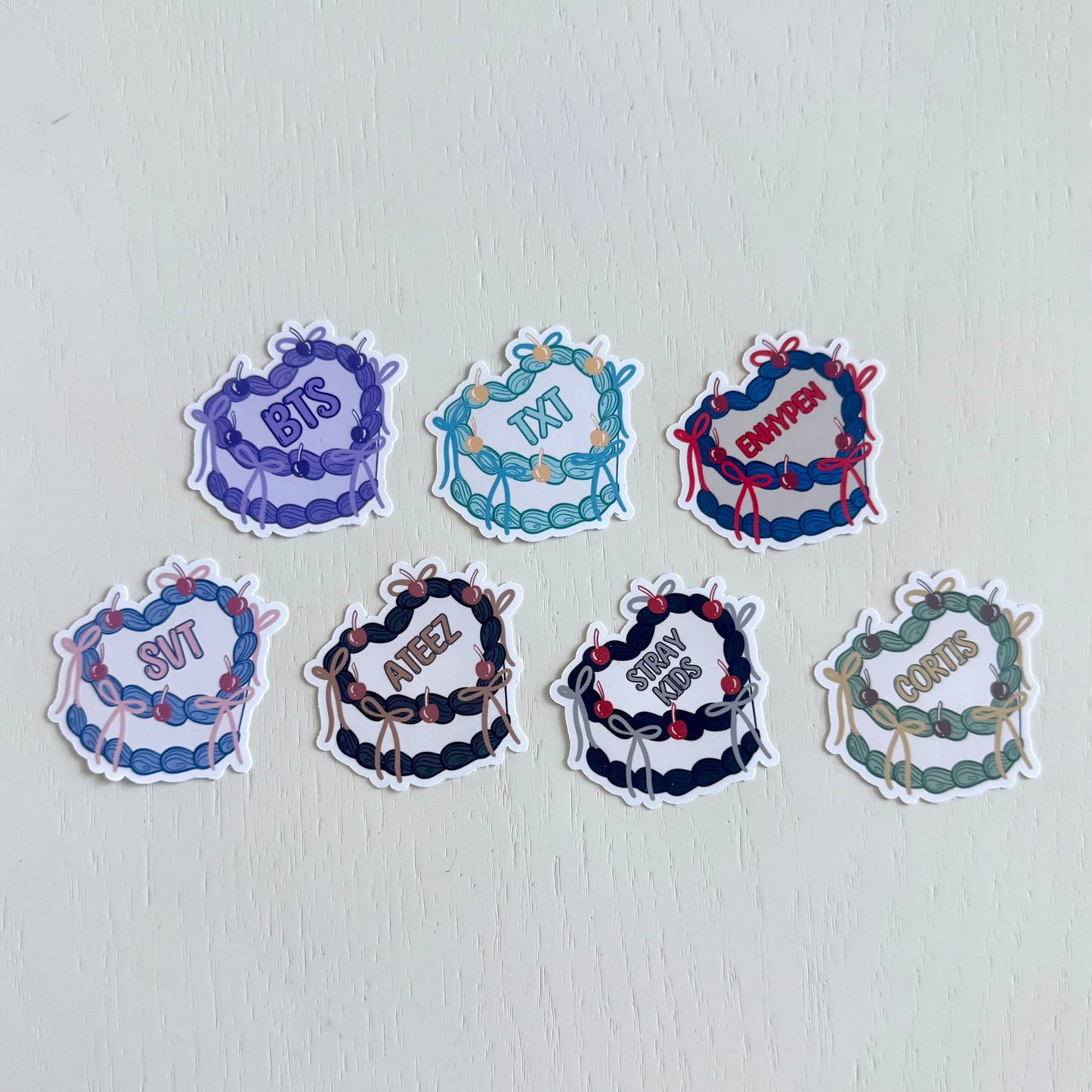 K-Pop Group Heart Cake Stickers
