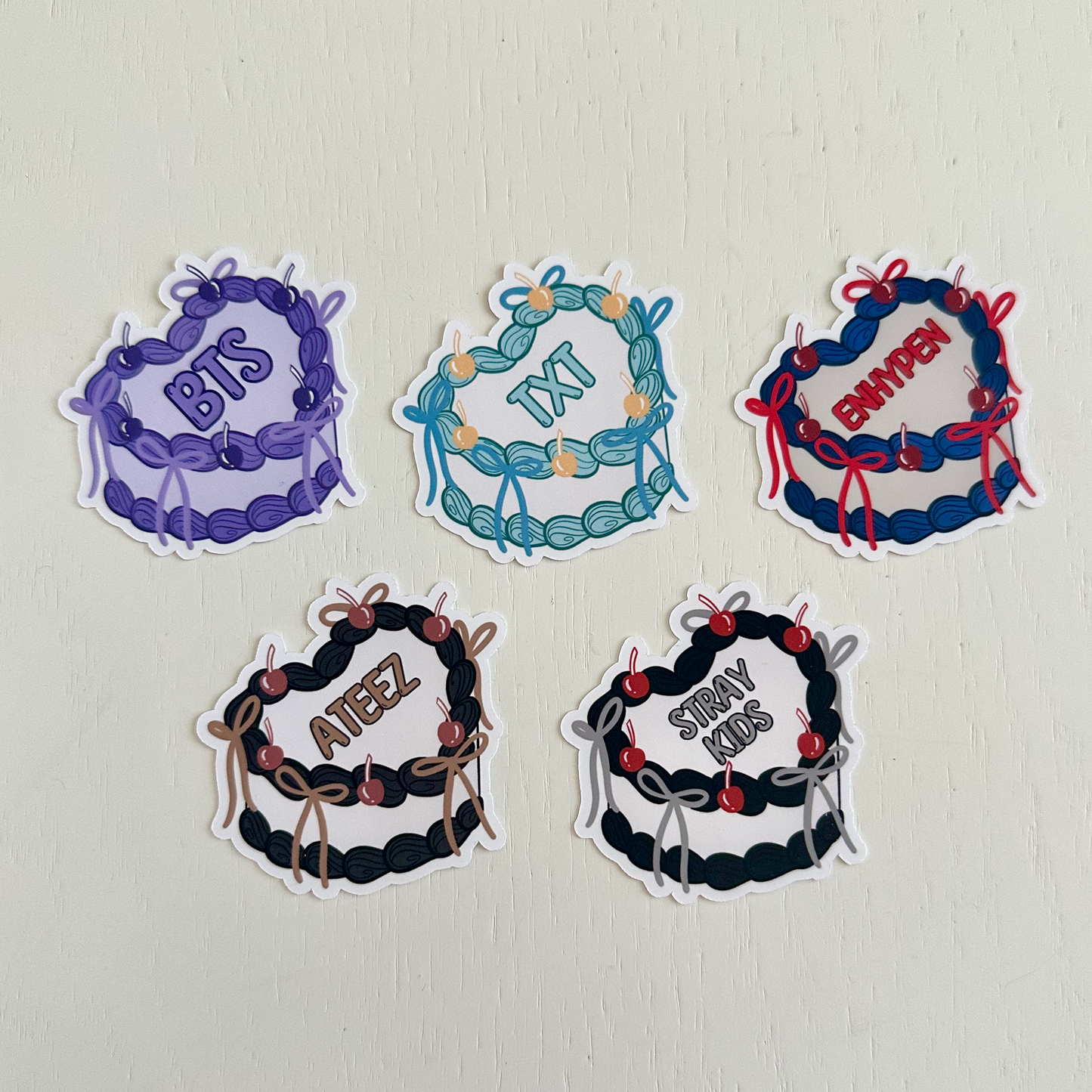 K-Pop Group Heart Cake Stickers