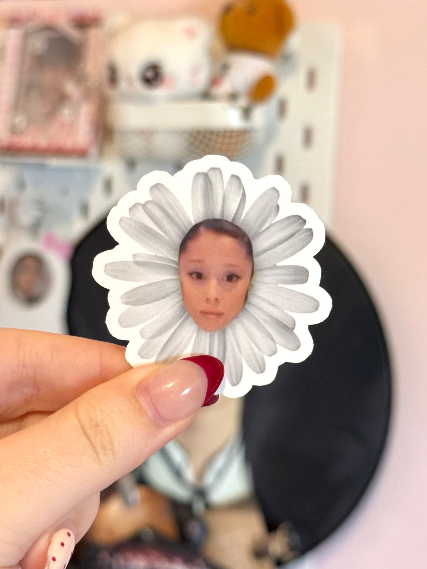 Petal Ariana Flower Sticker