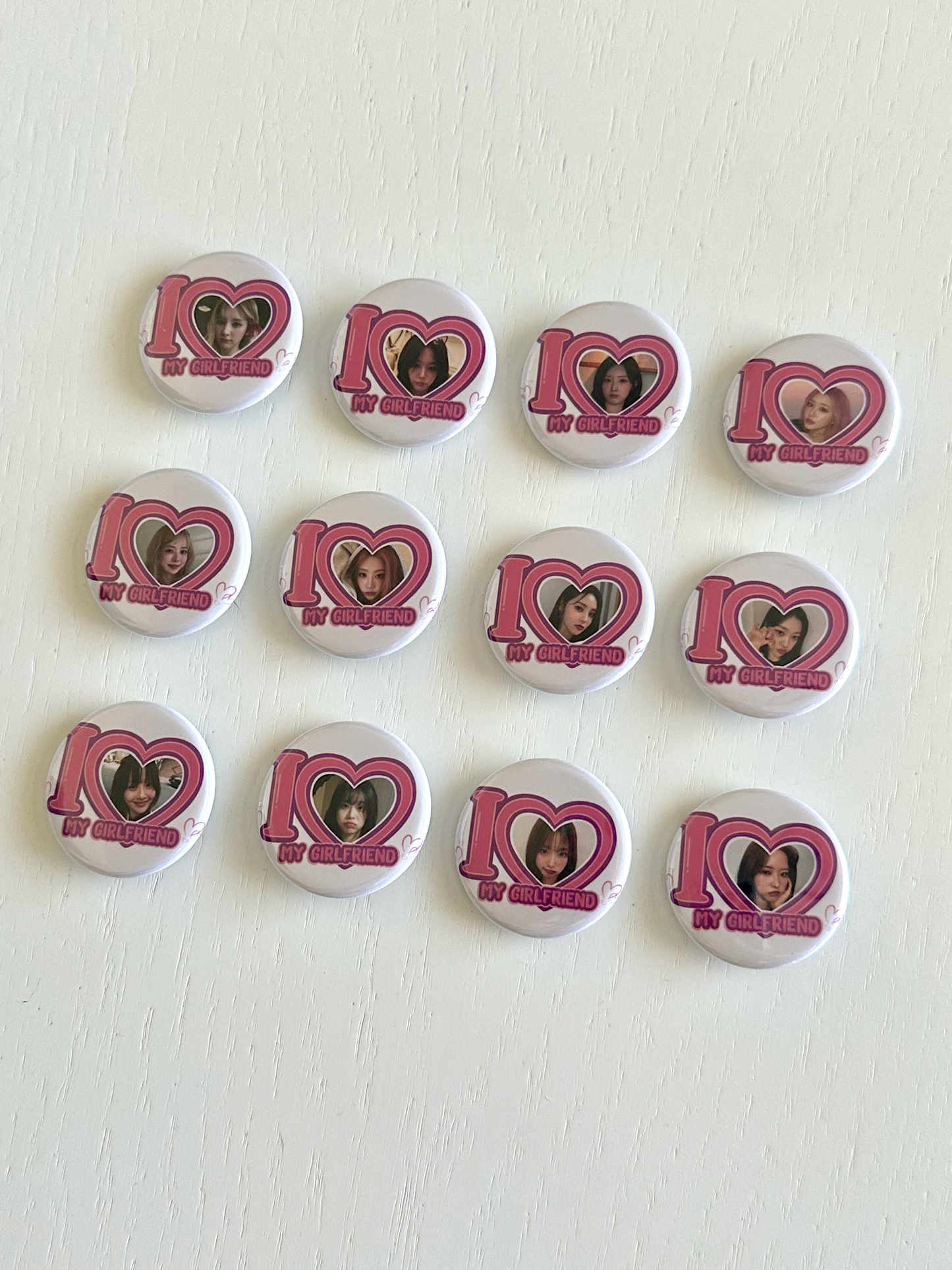LOONA I Love my Girlfriend Button Pins