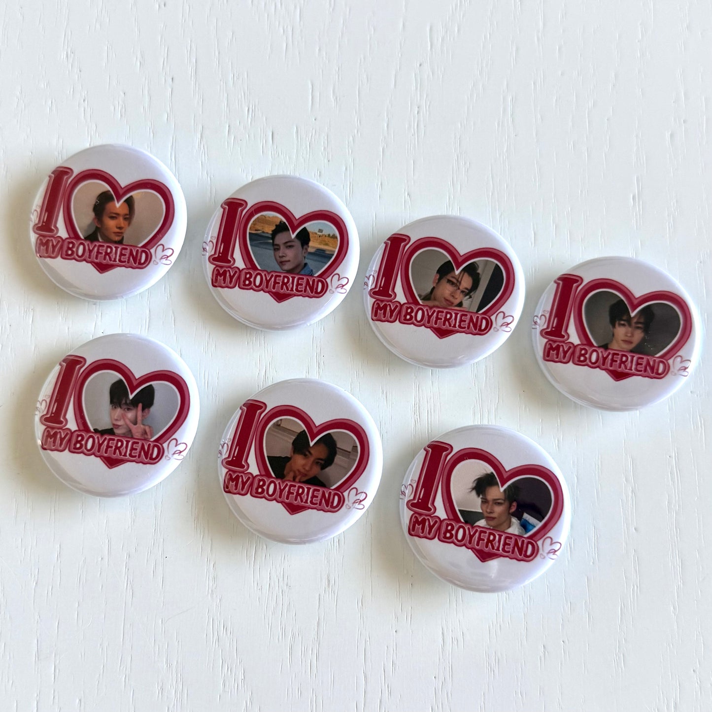EN- I Love my Boyfriend Button Pins Ver. 2