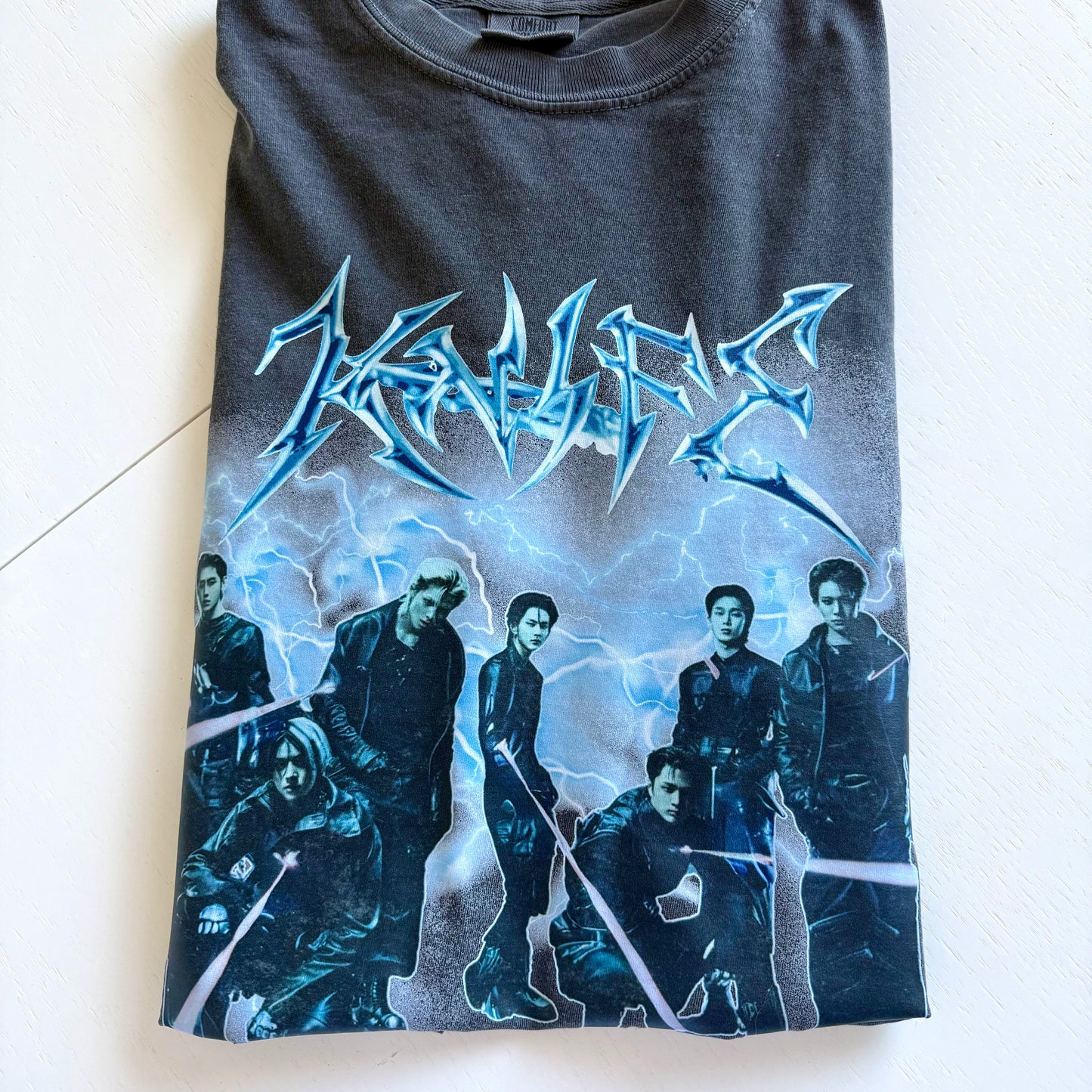 Knife Vintage T-Shirt